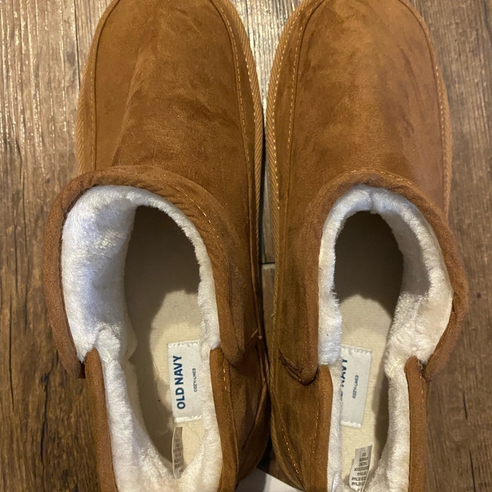 Old Navy NWT Tan Boots Moccasin Style - Picture 3 of 7
